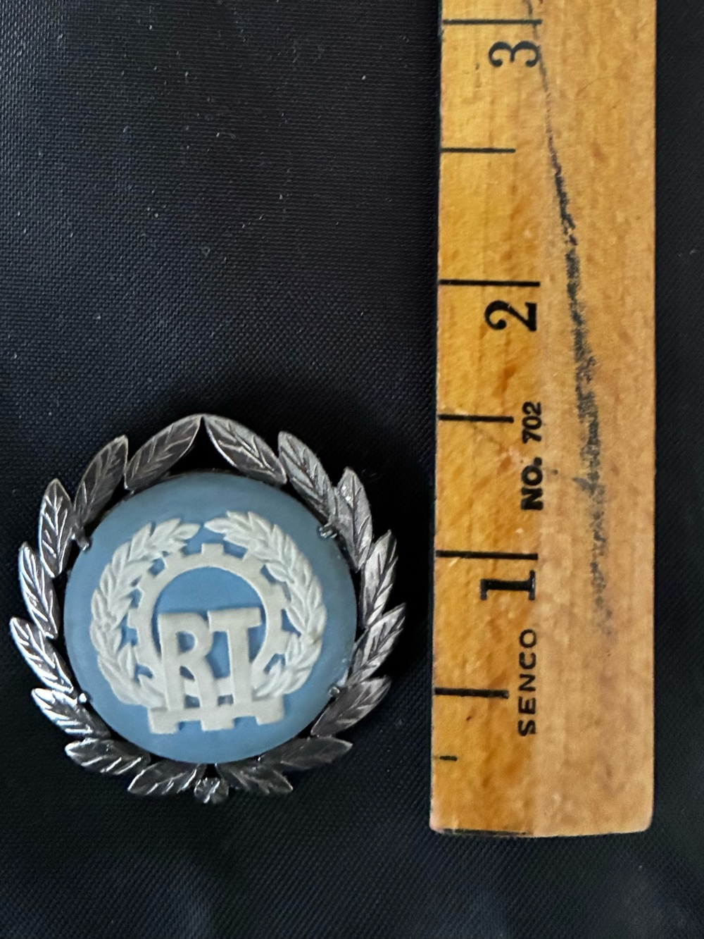 Blue Wedgewood Vintage Laurel Sterling Silver Brooch Pin/Pendant